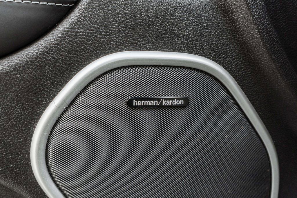 Used 2020 Jeep Grand Cherokee SRT image 18