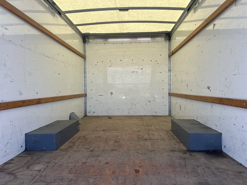 Used 2021 GMC Savana 3500 w/ Power Convenience Package RWD image 11