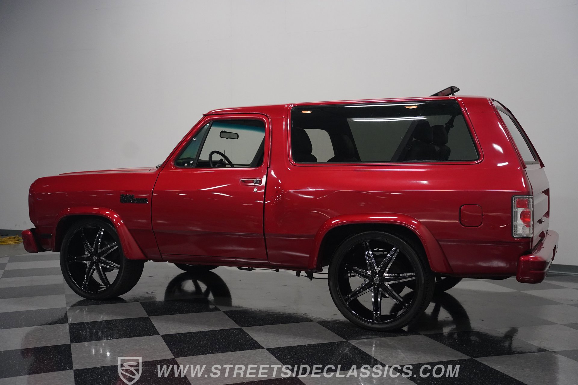 Used 1992 Dodge Ramcharger 2WD image 10