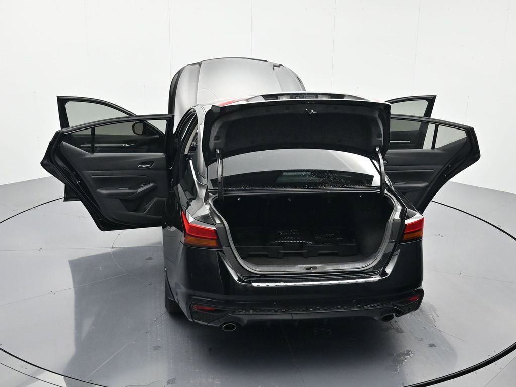 Certified 2022 Nissan Altima 2.5 SV w/ SV Premium Package FWD image 44