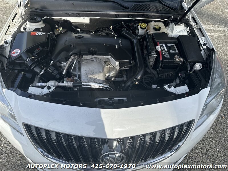 Used 2016 Buick Regal FWD image 18
