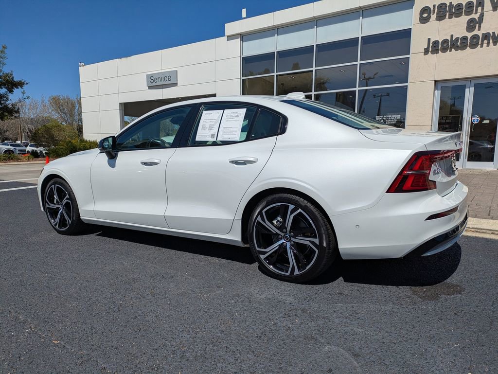 Certified 2024 Volvo S60 B5 Ultimate w/ Climate Package image 4