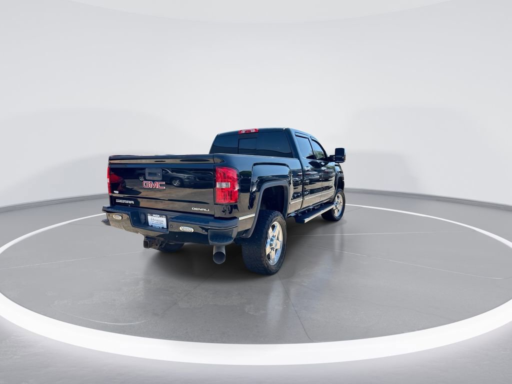 Used 2015 GMC Sierra 2500 Denali w/ Duramax Plus Package image 8
