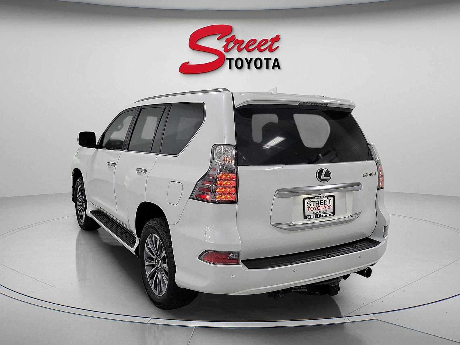 Used 2021 Lexus GX 460 Luxury image 2