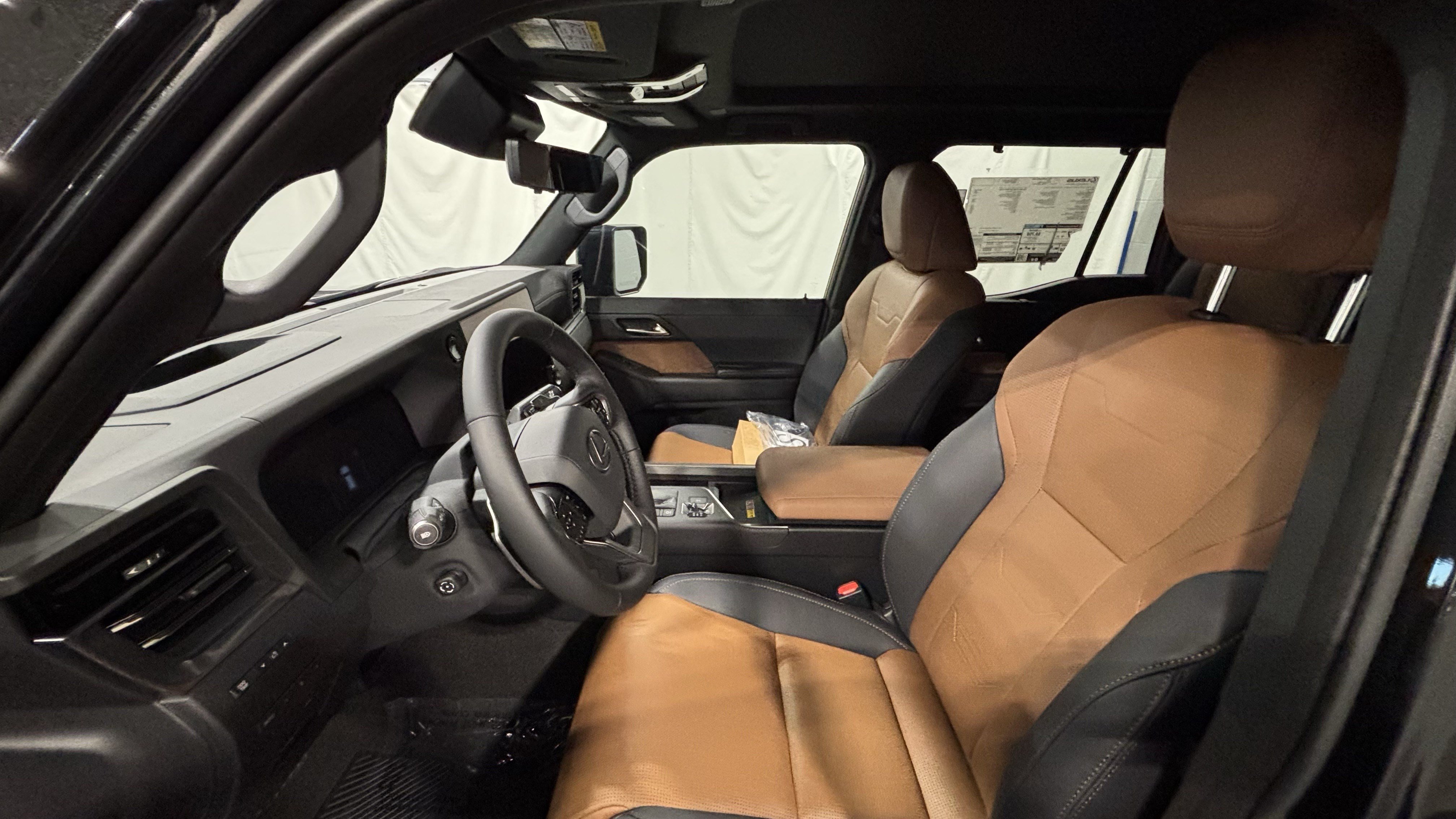 New 2026 Lexus GX 550 w/ Accessory Package (2T) AWD/4WD image 12