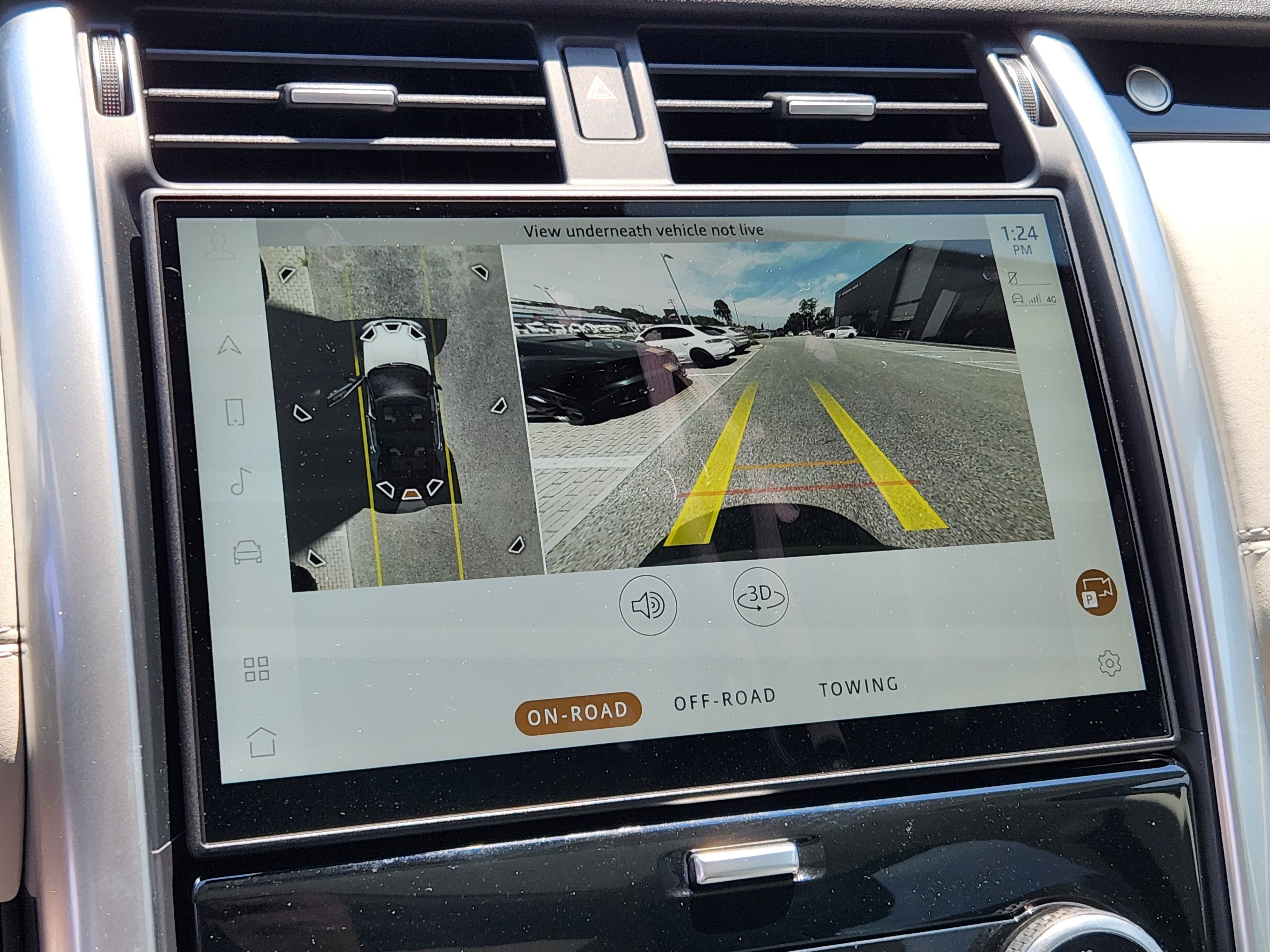 Certified 2025 Land Rover Discovery S AWD/4WD image 24