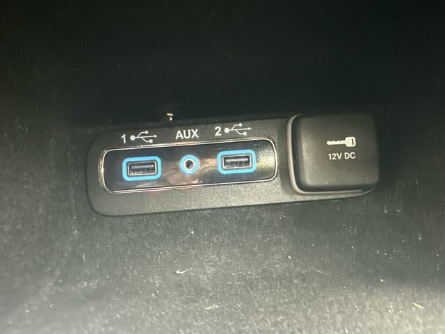 Used 2019 Jeep Grand Cherokee Limited w/ Luxury Group II image 35