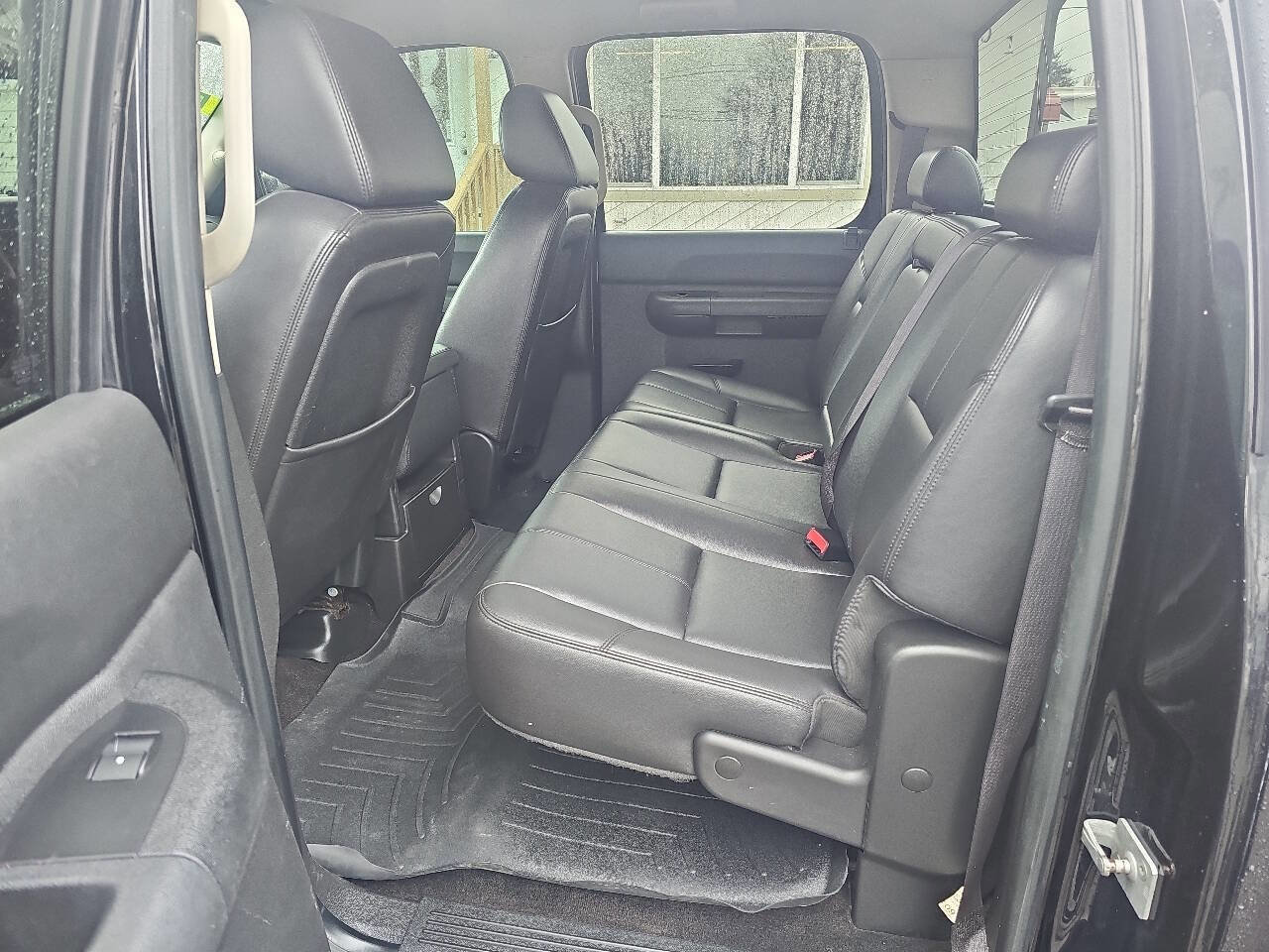 Used 2009 Chevrolet Silverado 2500 LT w/ Exterior Plus Package image 7