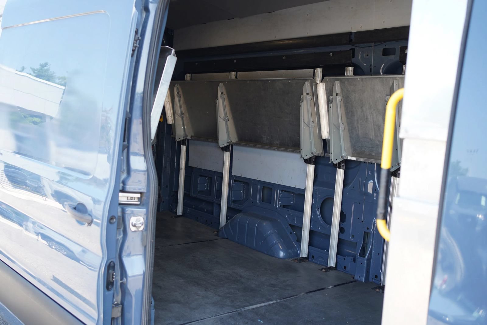 Used 2020 Ford Transit 250 148 High Roof Extended RWD image 13