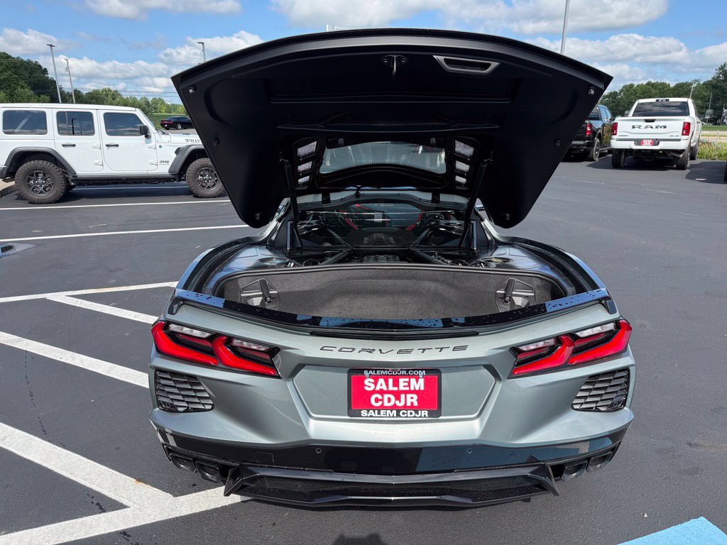 Used 2023 Chevrolet Corvette Stingray Preferred Cpe w/ Battery Protection Package RWD image 7
