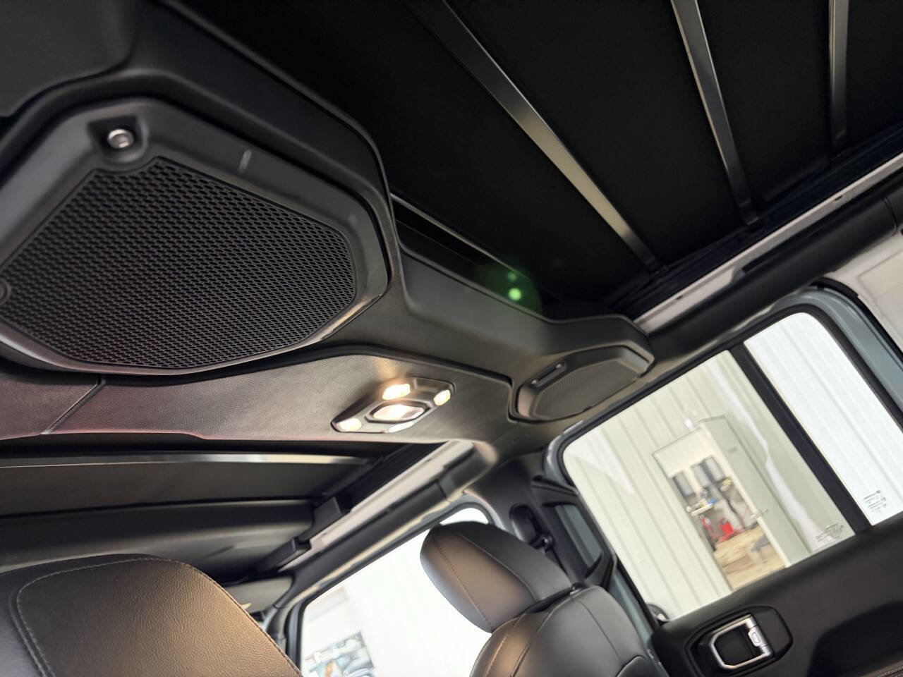 Used 2023 Jeep Wrangler Unlimited Sahara w/ Cold Weather Group image 25