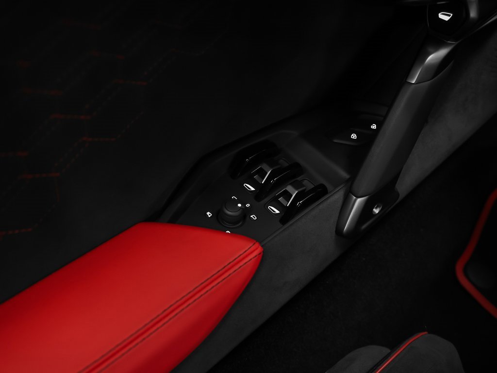 Used 2024 Lamborghini Revuelto image 74