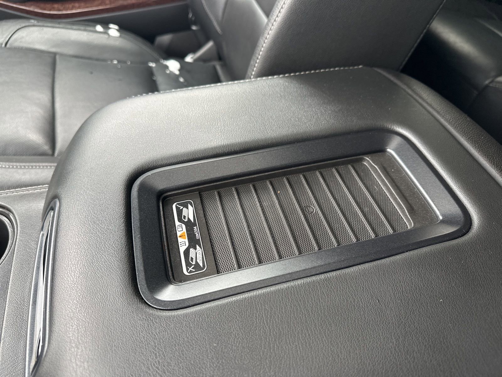 Used 2017 GMC Yukon SLT w/ Open Road Package image 73