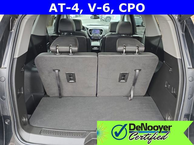 Used 2023 GMC Acadia AT4 image 13