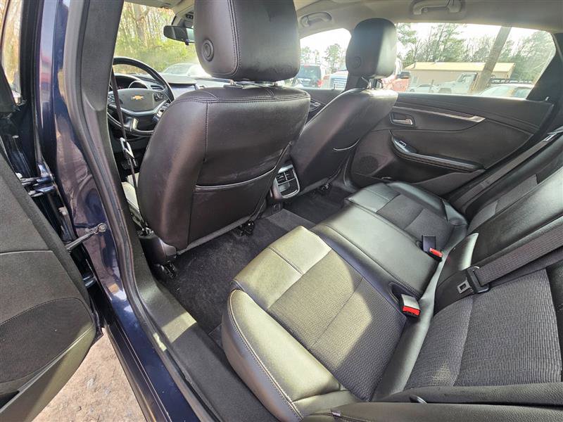 Used 2016 Chevrolet Impala LT image 14