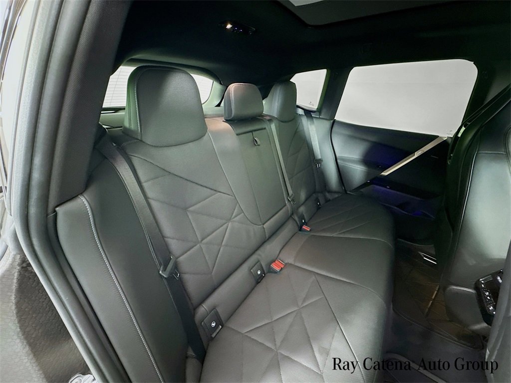 Used 2025 BMW iX xDrive50 w/ Premium Package image 28