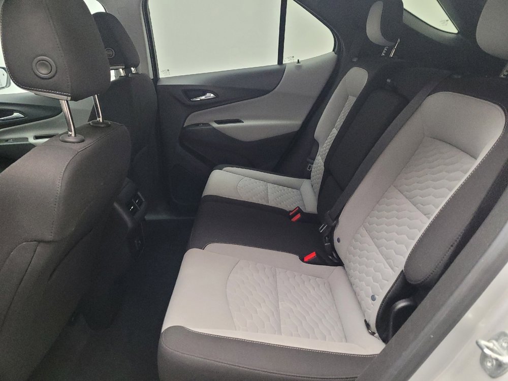 Used 2020 Chevrolet Equinox LT w/ LPO, Floor Liner Package image 18