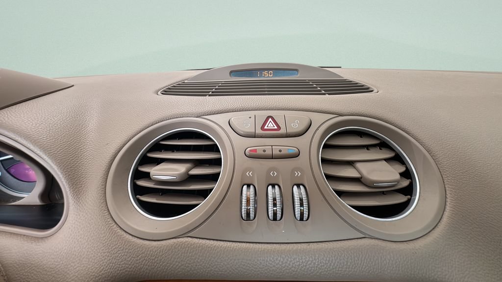 Used 2004 Mercedes-Benz SL 500 image 19
