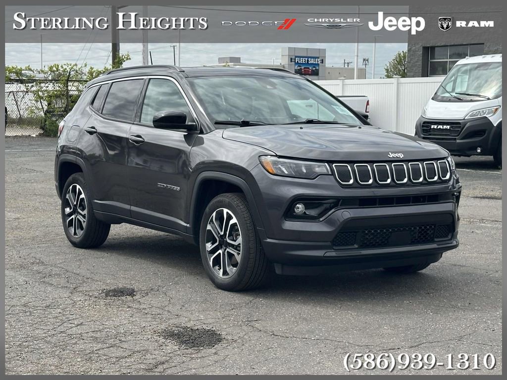 Used 2022 Jeep Compass Limited AWD/4WD image 1