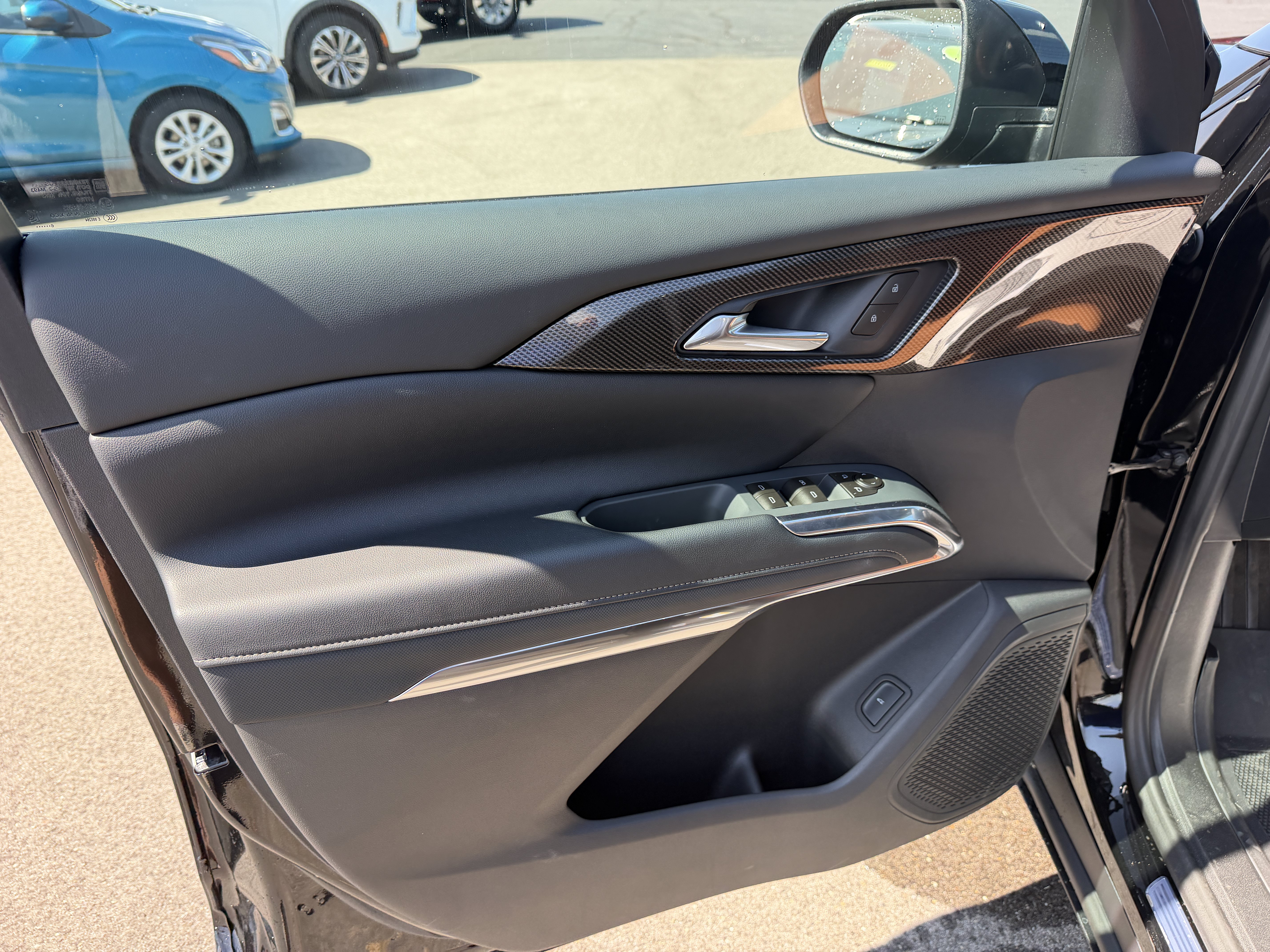 New 2027 Chevrolet Traverse Z71 w/ Driver Confidence Package AWD/4WD image 15