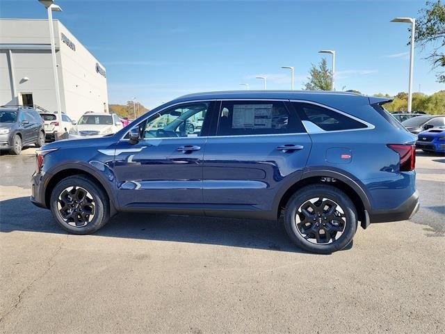 New 2026 Kia Sorento S image 8