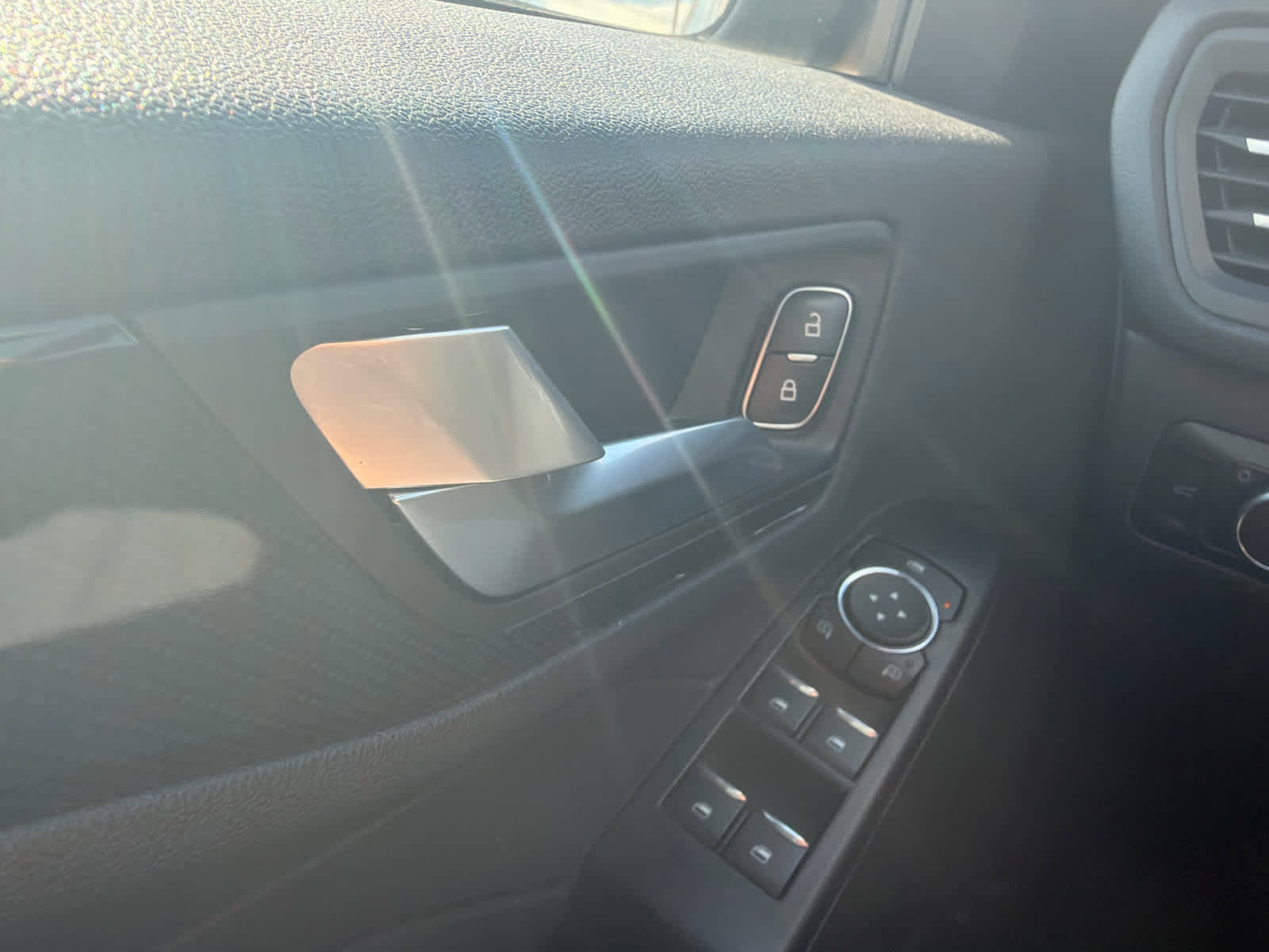 Used 2024 Ford Escape ST-Line FWD image 16