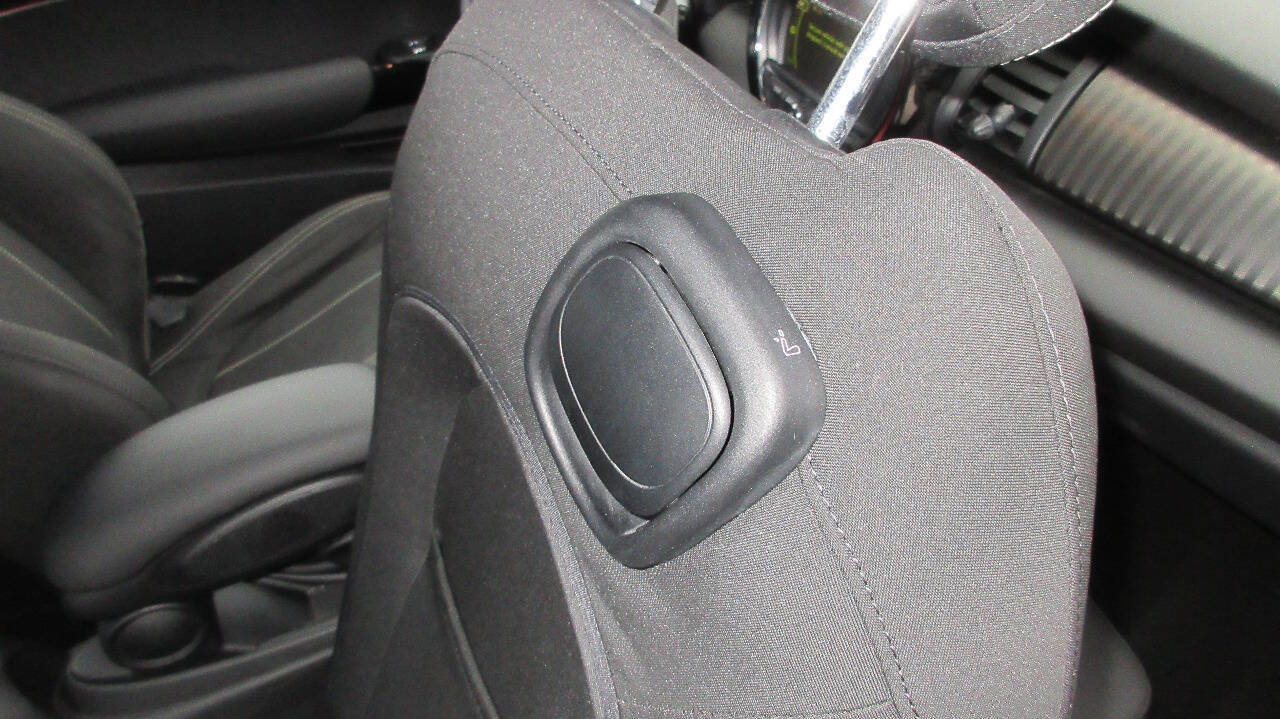 Used 2015 MINI Cooper S FWD image 27