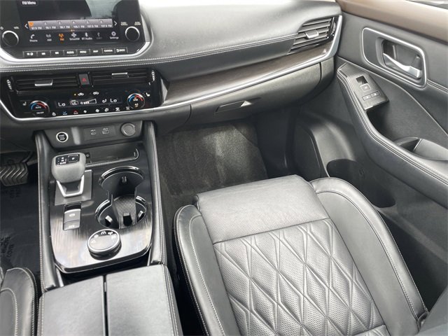 Used 2023 Nissan Rogue Platinum w/ Platinum Premium Package image 15