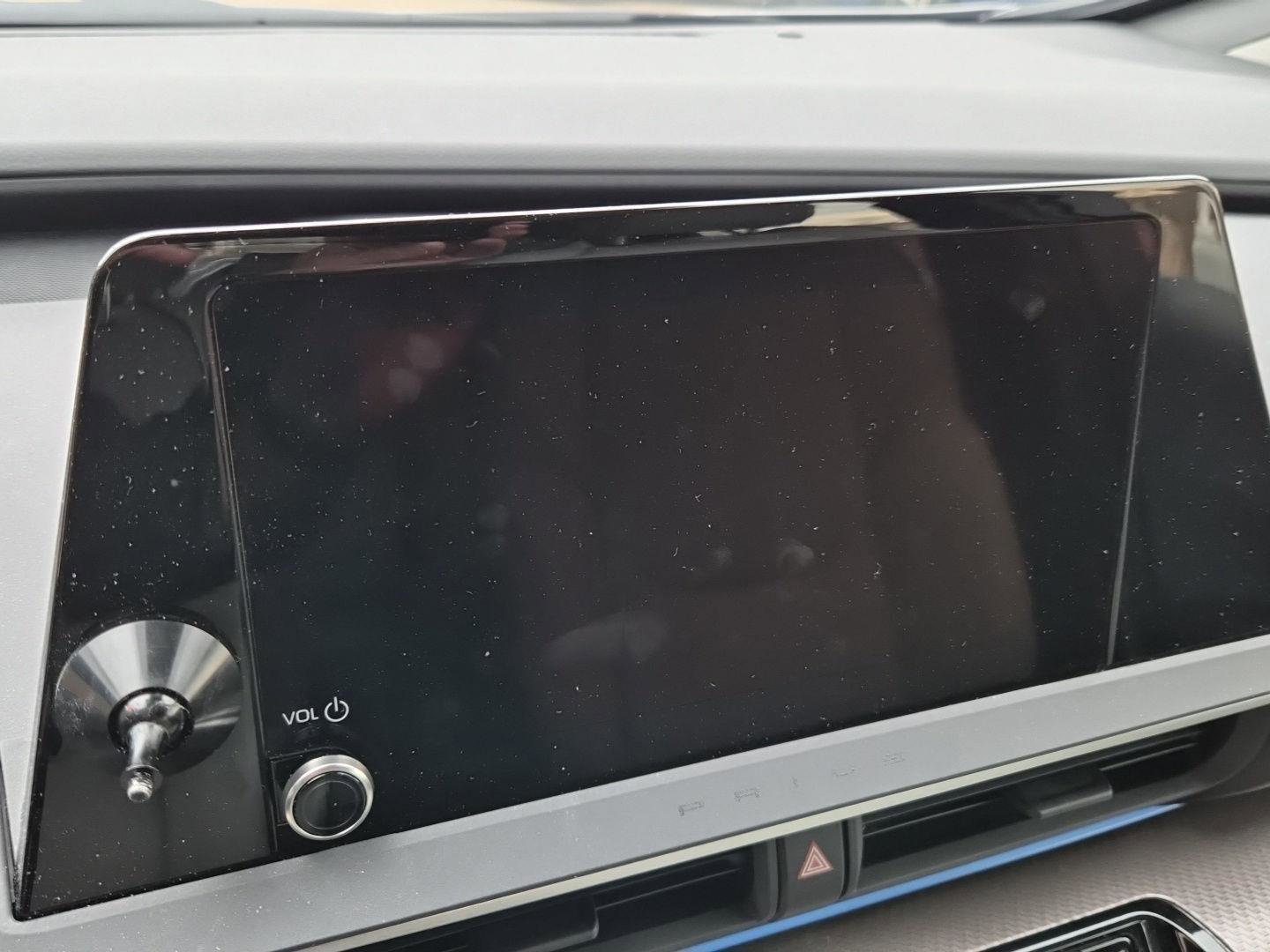 Used 2026 Toyota Prius XLE image 10