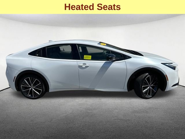 Used 2024 Toyota Prius XLE FWD image 12