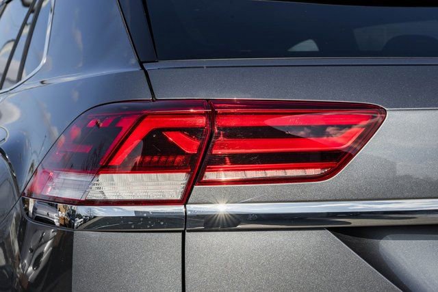 Used 2021 Volkswagen Atlas Cross Sport SEL image 8