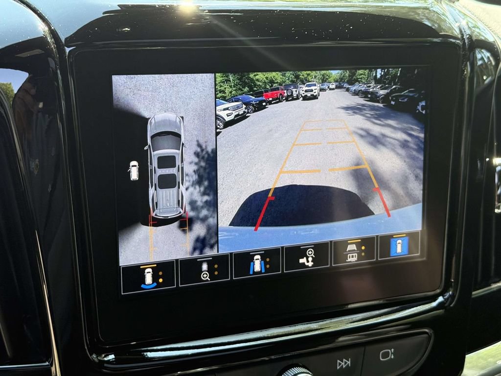 Used 2023 Chevrolet Traverse RS w/ LPO, Floor Liner Package AWD/4WD image 29