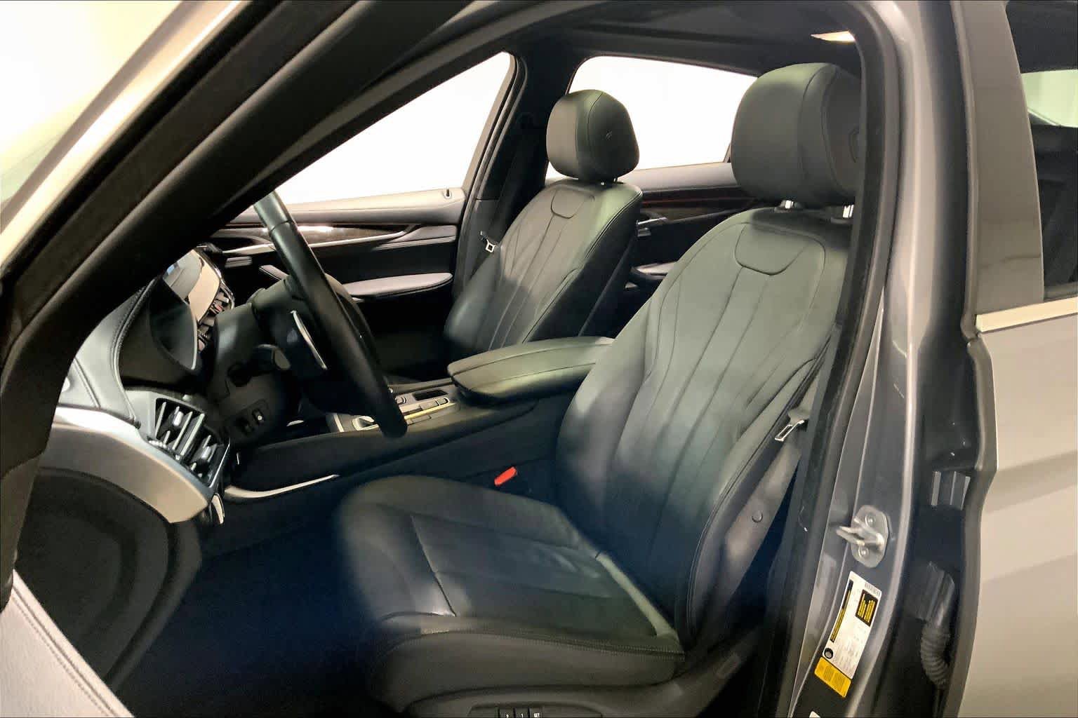 Used 2018 BMW X6 sDrive35i RWD image 7
