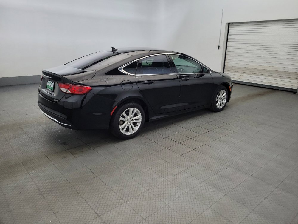 Used 2017 Chrysler 200 Limited Platinum FWD image 10