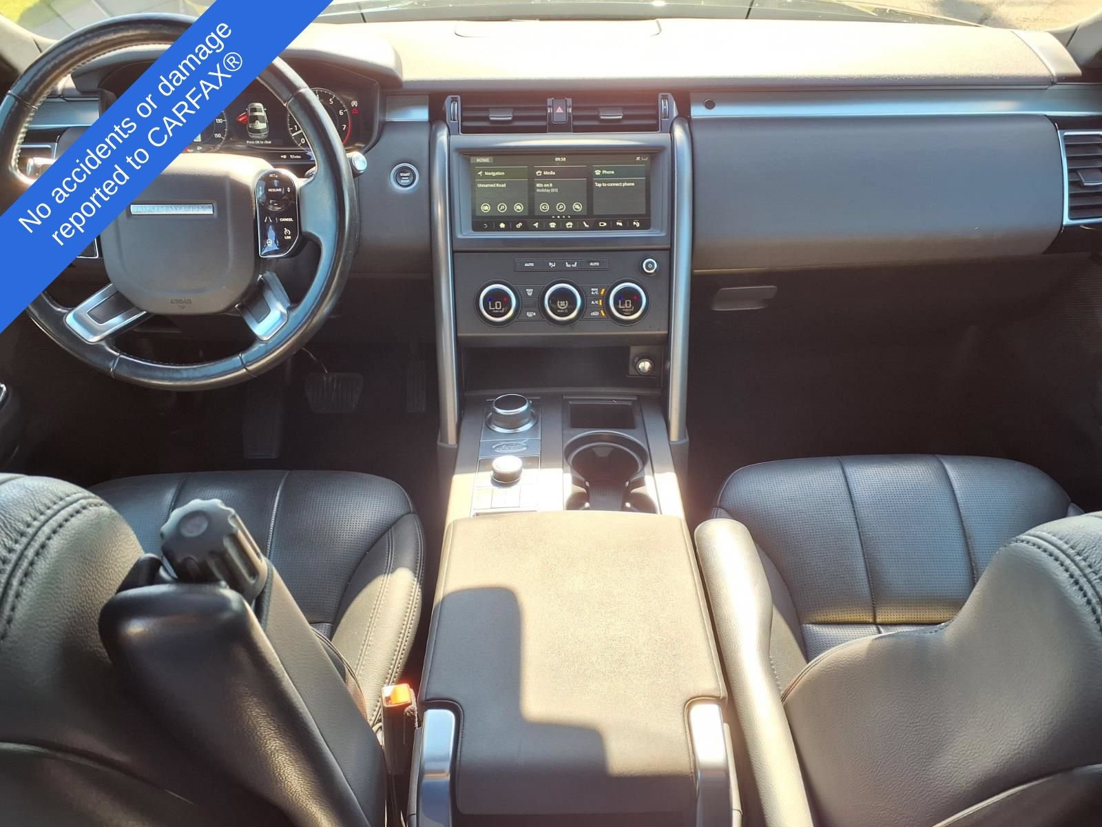 Used 2020 Land Rover Discovery Landmark AWD/4WD image 13