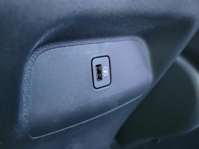 Used 2025 Nissan Sentra SV w/ All-Weather Package image 8