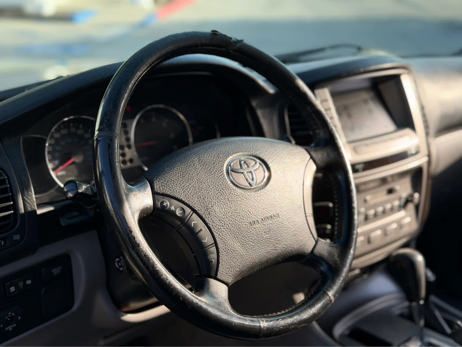 Used 2003 Toyota Land Cruiser AWD/4WD image 6