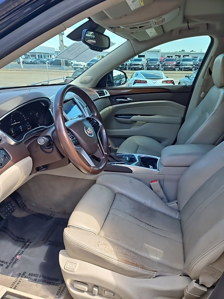 Used 2016 Cadillac SRX Luxury w/ Driver Awareness Package FWD image 12