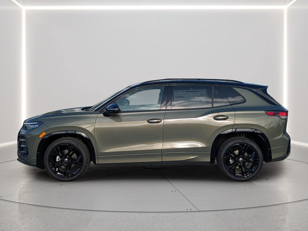 New 2026 Volkswagen Tiguan SE R-Line FWD image 3