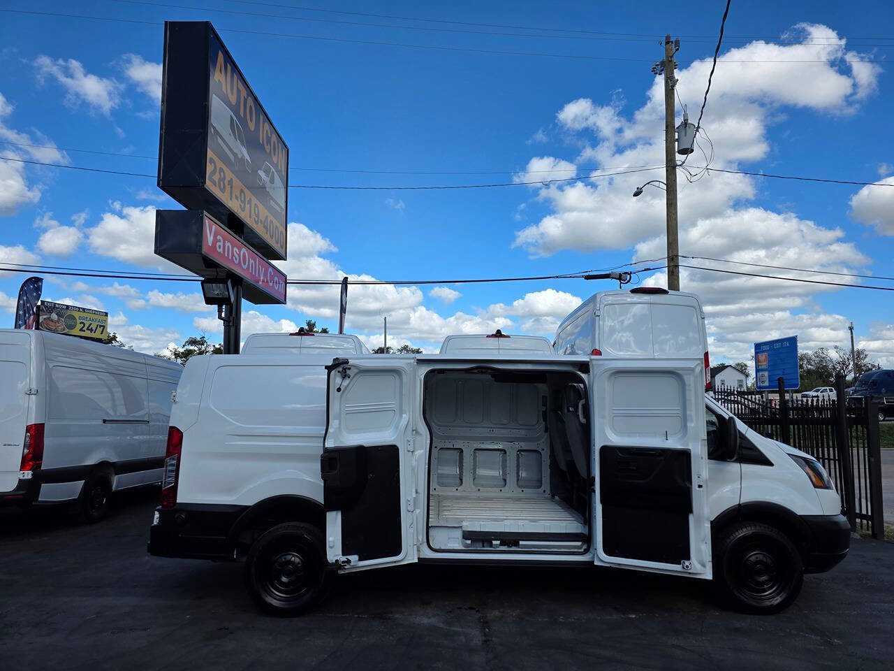 Used 2019 Ford Transit 250 148 Low Roof image 5