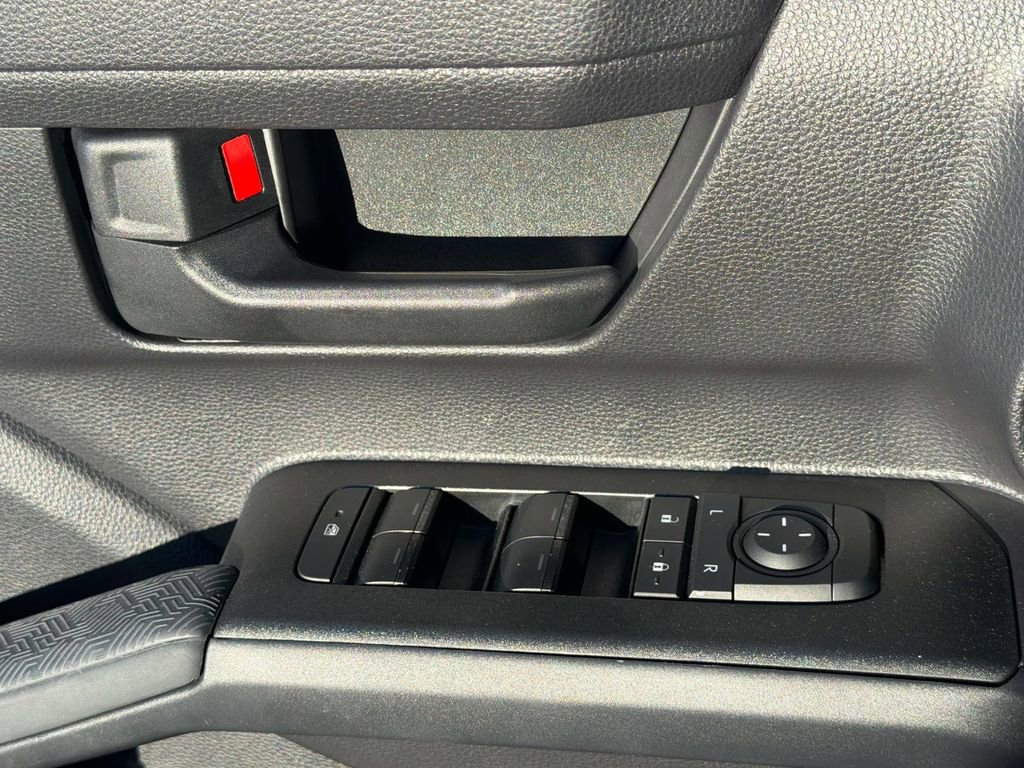 Certified 2025 Toyota 4Runner SR5 image 25