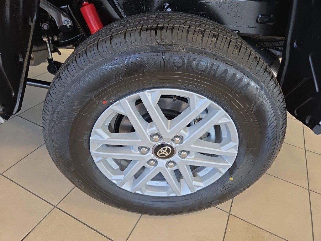 New 2026 Toyota Tundra SR5 image 10