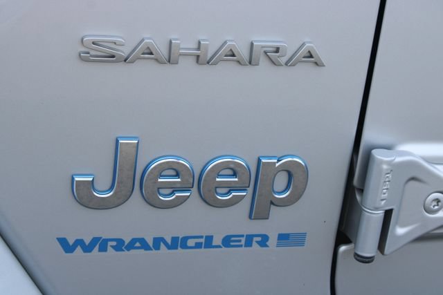 Used 2024 Jeep Wrangler Unlimited Sahara AWD/4WD image 9