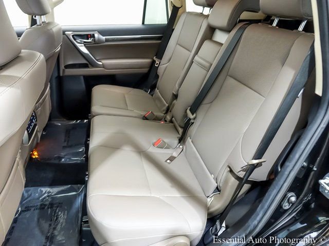 Used 2022 Lexus GX 460 Premium w/ Premium Package image 11