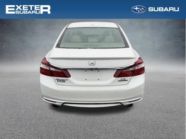 Used 2016 Honda Accord Touring image 8