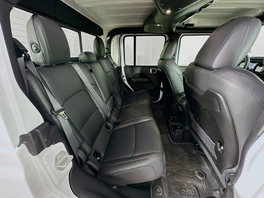 New 2026 Jeep Gladiator Sport AWD/4WD image 33