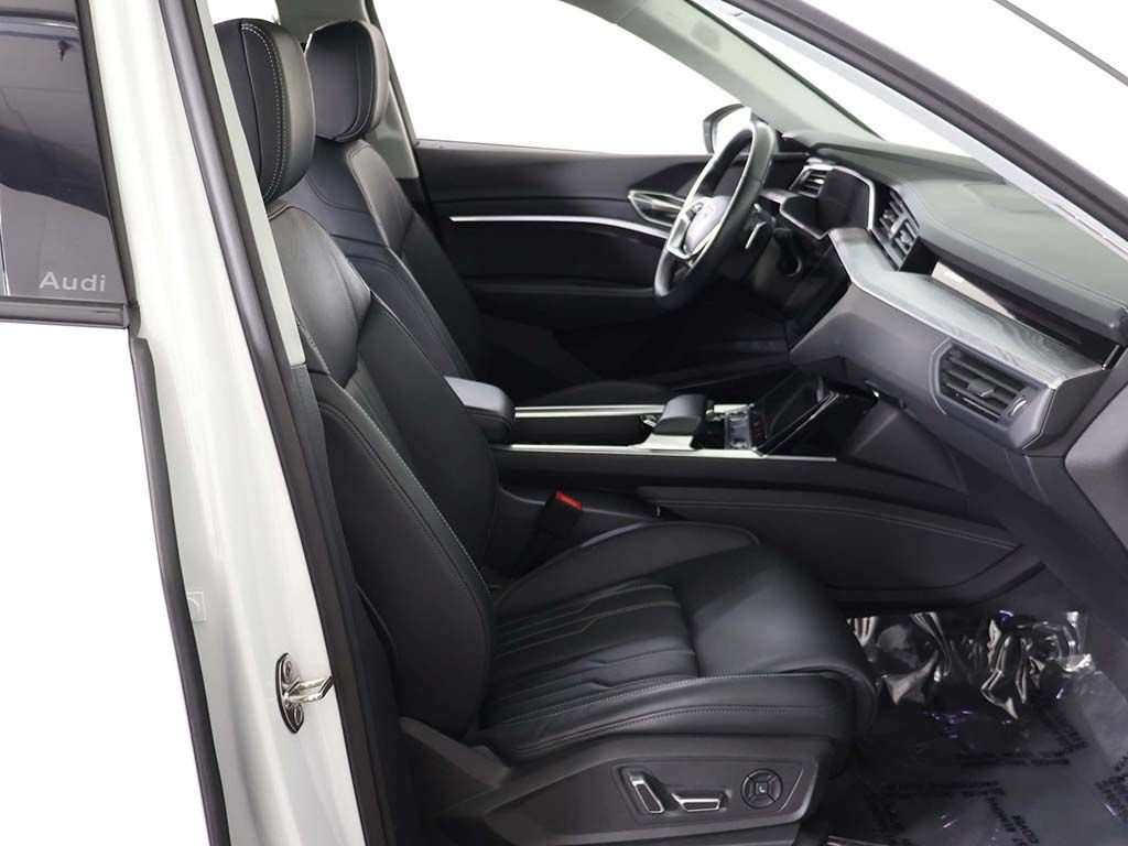 Used 2024 Audi Q8 e-tron Prestige w/ Prestige Package AWD/4WD image 38