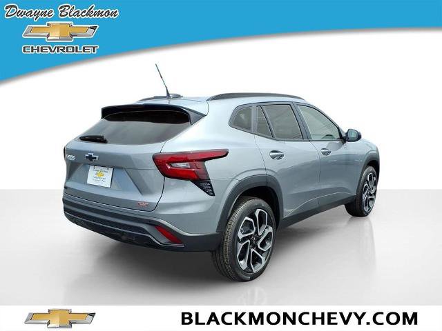 New 2026 Chevrolet Trax RS w/ Driver Confidence Package FWD image 3