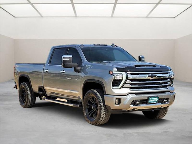 Used 2024 Chevrolet Silverado 3500 High Country w/ Technology Package image 1