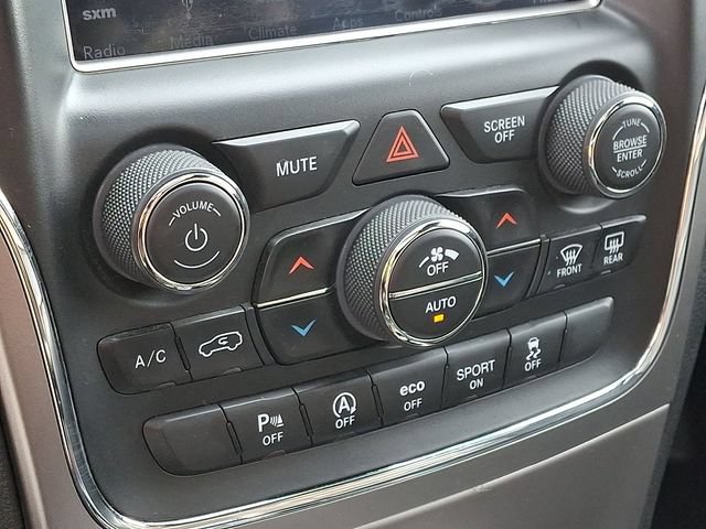 Used 2018 Jeep Grand Cherokee Limited w/ Luxury Group II AWD/4WD image 19